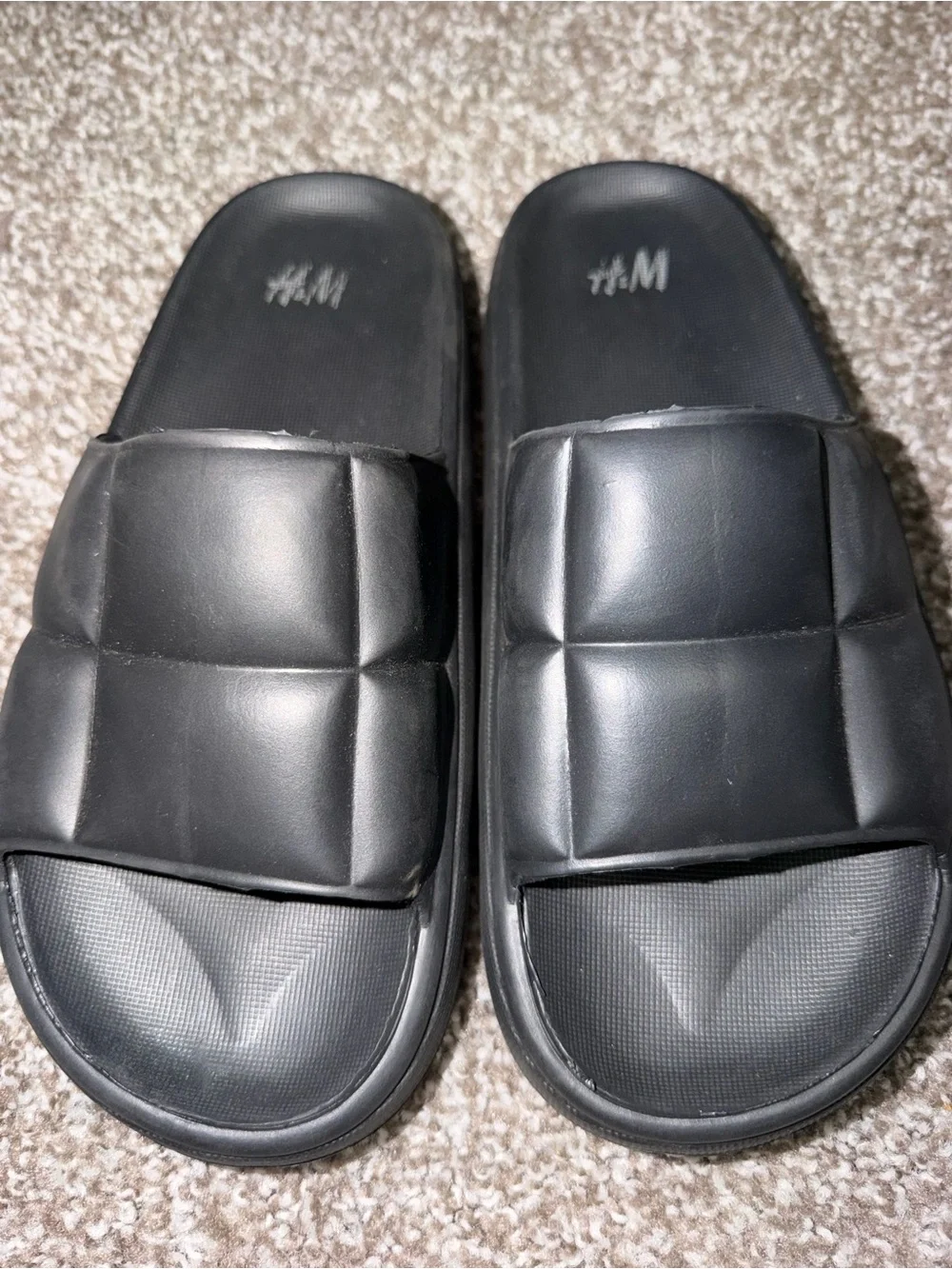 H&M Black Slide Sandals - Cushioned Slip-On